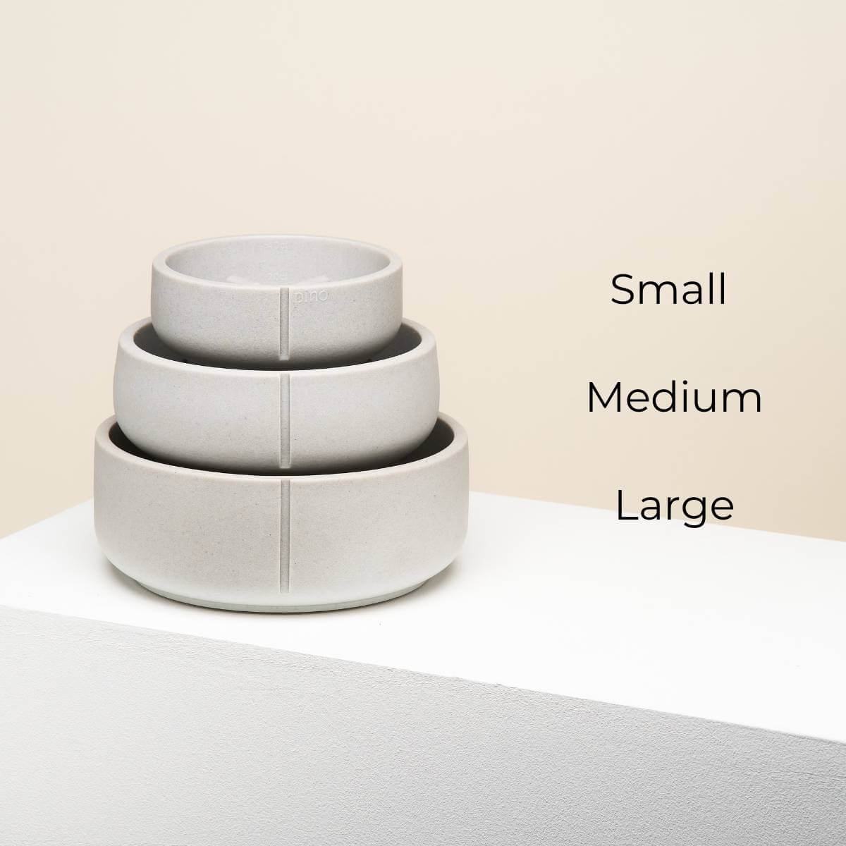 The three diffrent sizes in dolphin grey