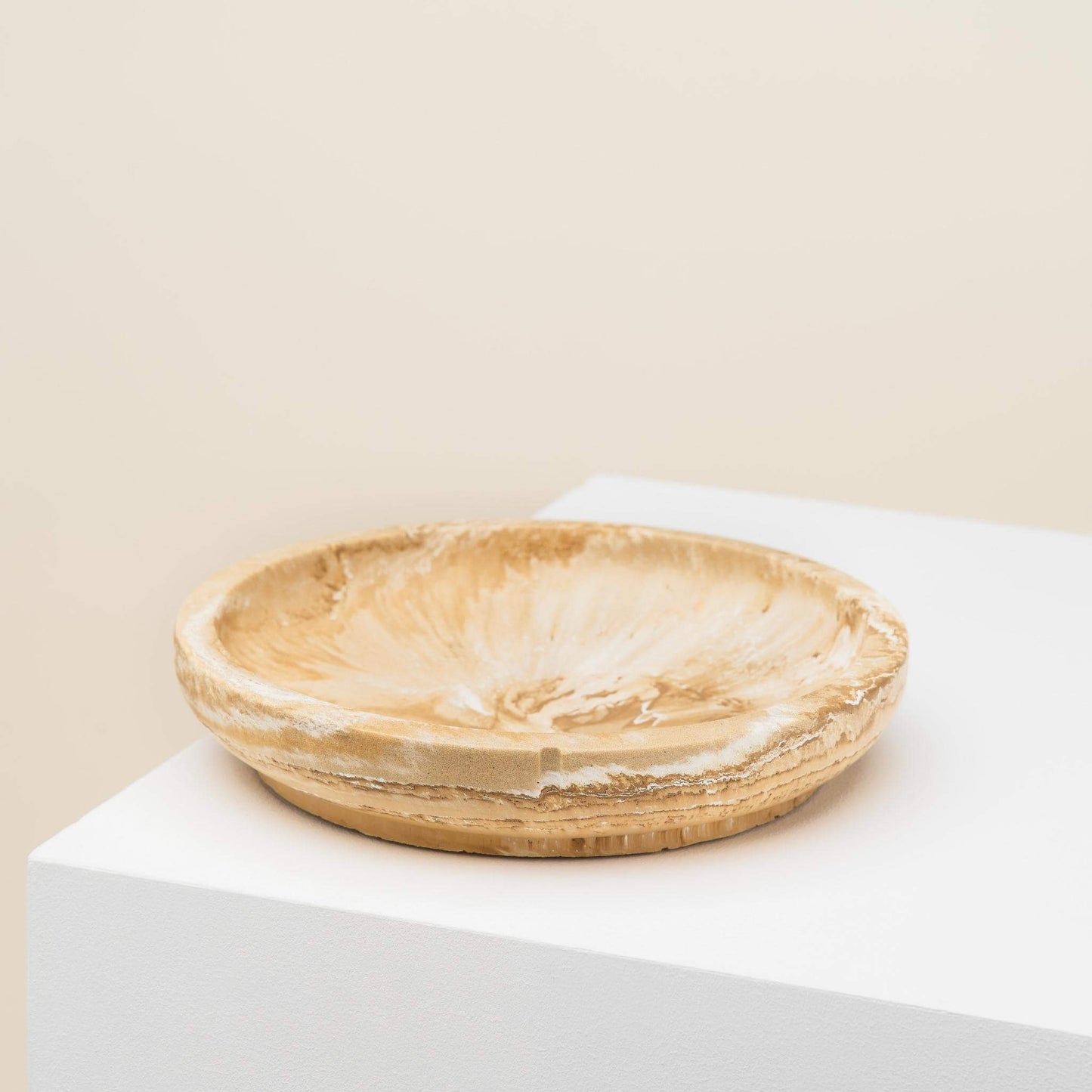 Camel Brown marble whisker-friendly bowl