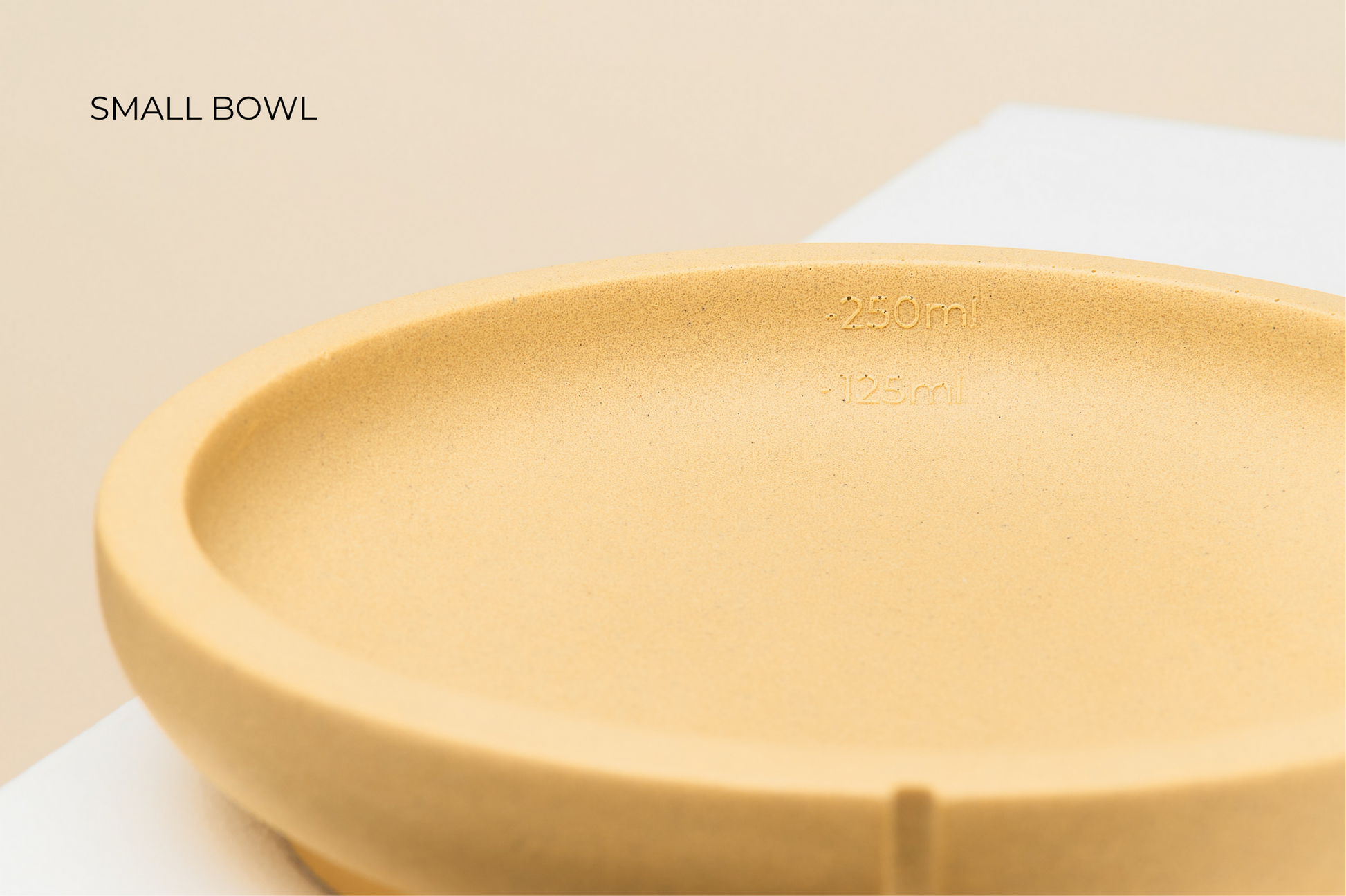 Clear view of the measurement lines in the whisker-friendly blow