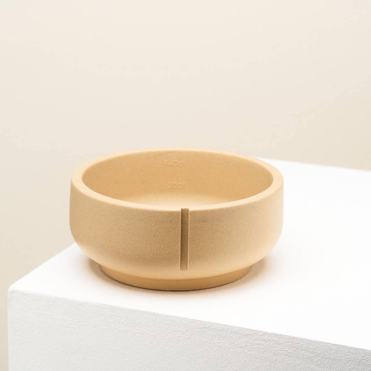 small classic feeder Camel Brown for dogs