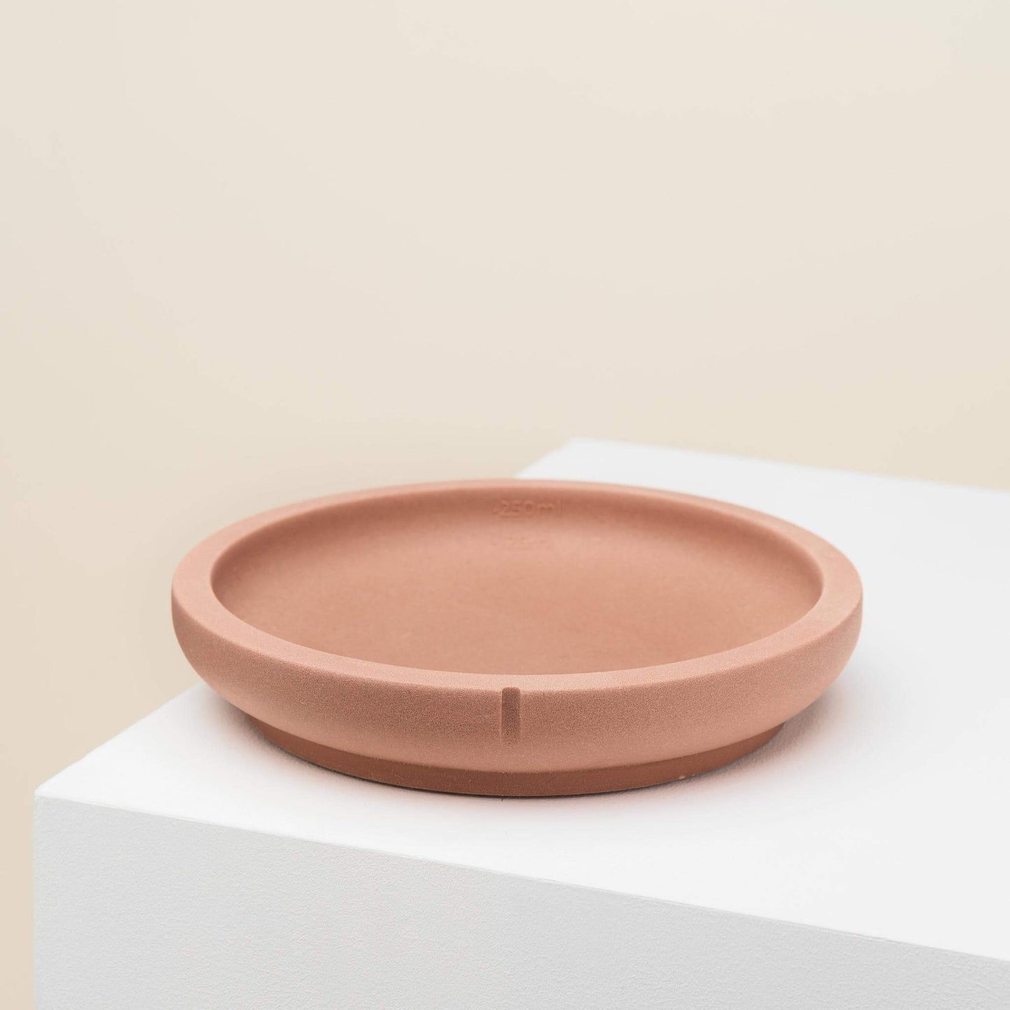 Foxy Terra whisker-friendly bowl